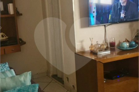Casa Térrea à venda com 5 quartos, sendo 1 suíte, em Vila Mafra, São Paulo, SP