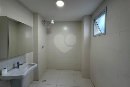 Casa à venda com 2 quartos no condomínio Severa, São Paulo - SP