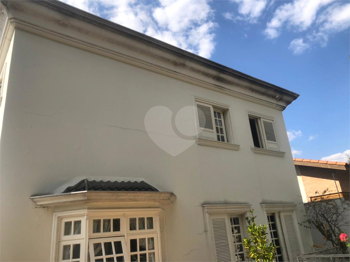 Casa à venda com 4 suítes em Caxingui, São Paulo, SP
