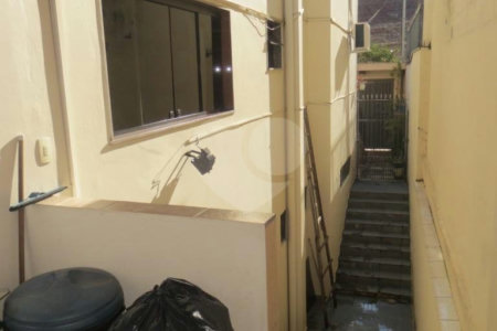 Sobrado à venda com 4 quartos, sendo 1 suíte, em Cambuci, São Paulo, SP