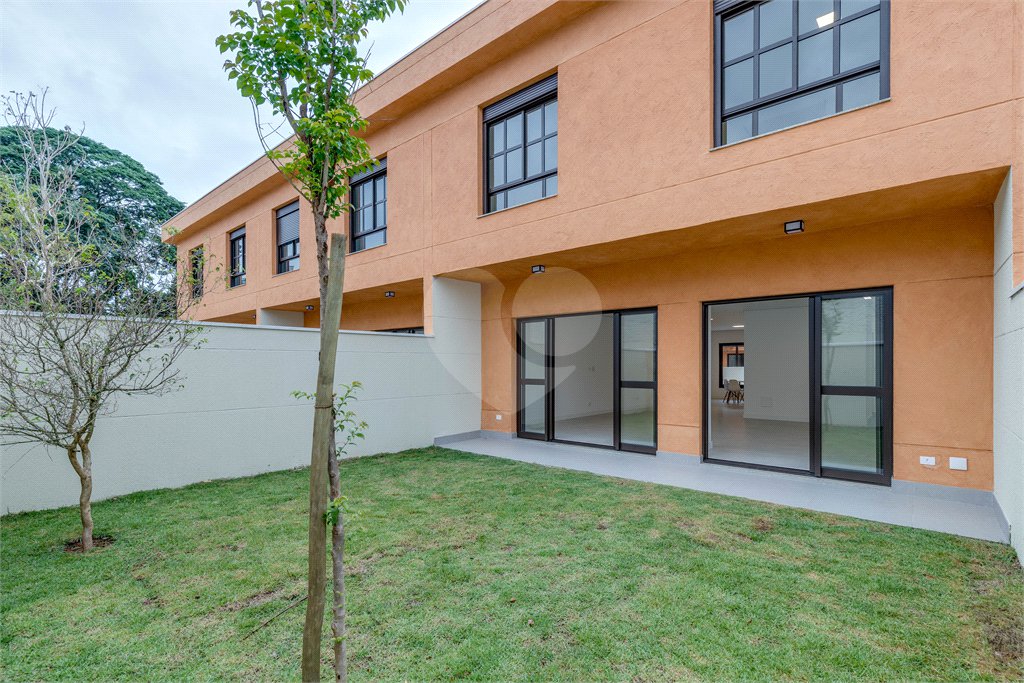 Casa à venda com 4 suítes no condomínio Collina DI Fiori, São Paulo - SP