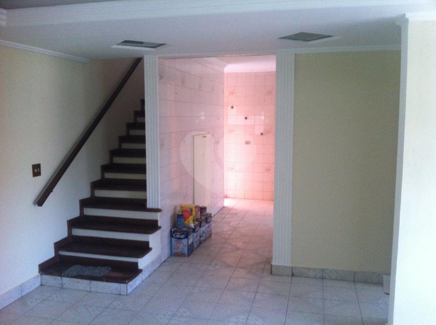 Sobrado à venda com 3 quartos, sendo 1 suíte, em Chora Menino, São Paulo, SP