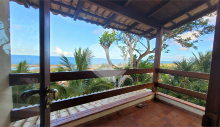 Casa à venda com 3 suítes no Centro, Santa Cruz Cabrália, BA