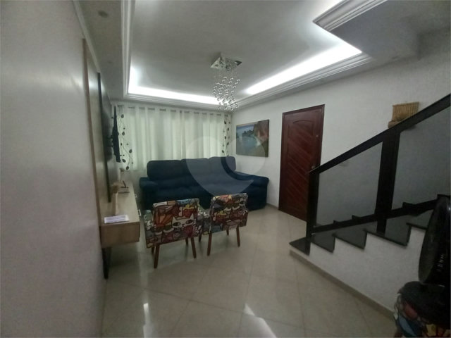 Sobrado à venda com 3 quartos, sendo 1 suíte,  em Vila Guilherme, São Paulo, SP