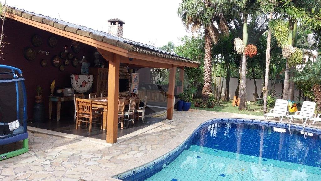 Casa à venda com 4 suítes em Jardim Floresta, São Paulo, SP