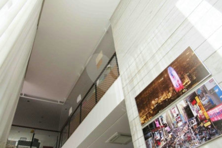 Casa à venda com 4 suítes no condomínio Bauhaus, São Paulo - SP