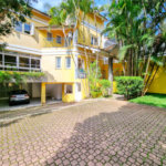 Casa à venda com 4 suítes no condomínio Annecy Village, São Paulo - SP
