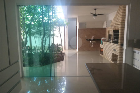 Casa à venda com 4 quartos, sendo 3 suítes, no condomínio Ibiti Royal Park, Sorocaba - SP