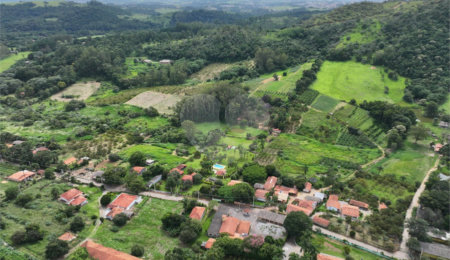 Terreno à venda com 4 quartos, sendo 3 suítes,  em Mombuca, Itatiba, SP