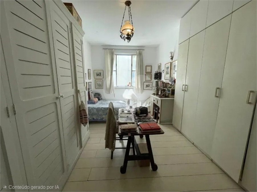 Apartamento à venda com 4 quartos, sendo 1 suíte, em Lagoa, Rio de Janeiro, RJ