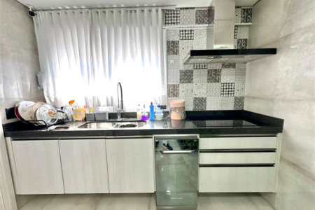 Apartamento à venda com 3 suítes em Vila Regente Feijó, São Paulo, SP