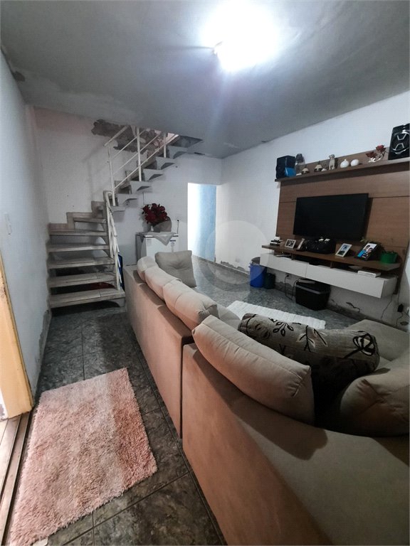 Casa à venda com 3 quartos, sendo 1 suíte,  em Vila Melchizedec, Mogi das Cruzes, SP