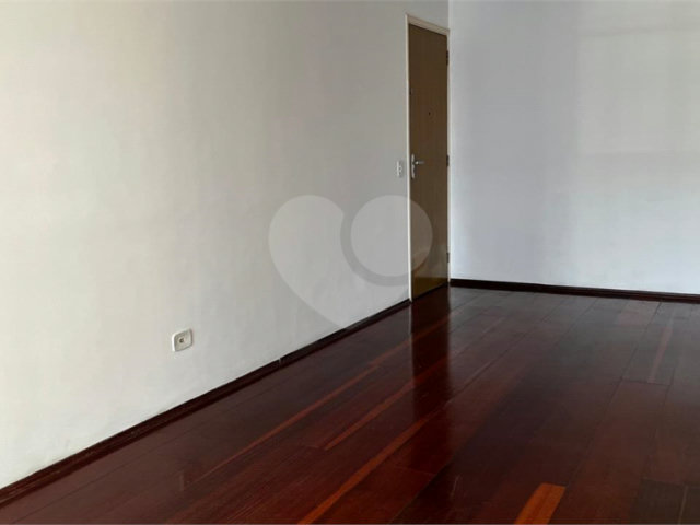 Apartamento à venda com 3 quartos em Saúde, São Paulo, SP