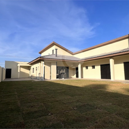 Casa à venda com 3 suítes no condomínio Village Ipanema 1, Araçoiaba da Serra - SP