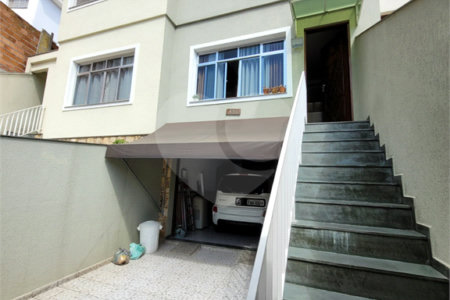Sobrado à venda com 2 quartos em Vila Nivi, São Paulo, SP