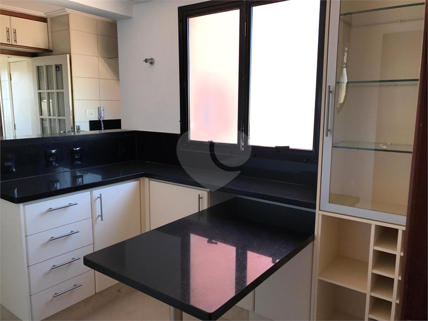 Apartamento à venda com 3 quartos, sendo 1 suíte, em Vila Andrade, São Paulo, SP