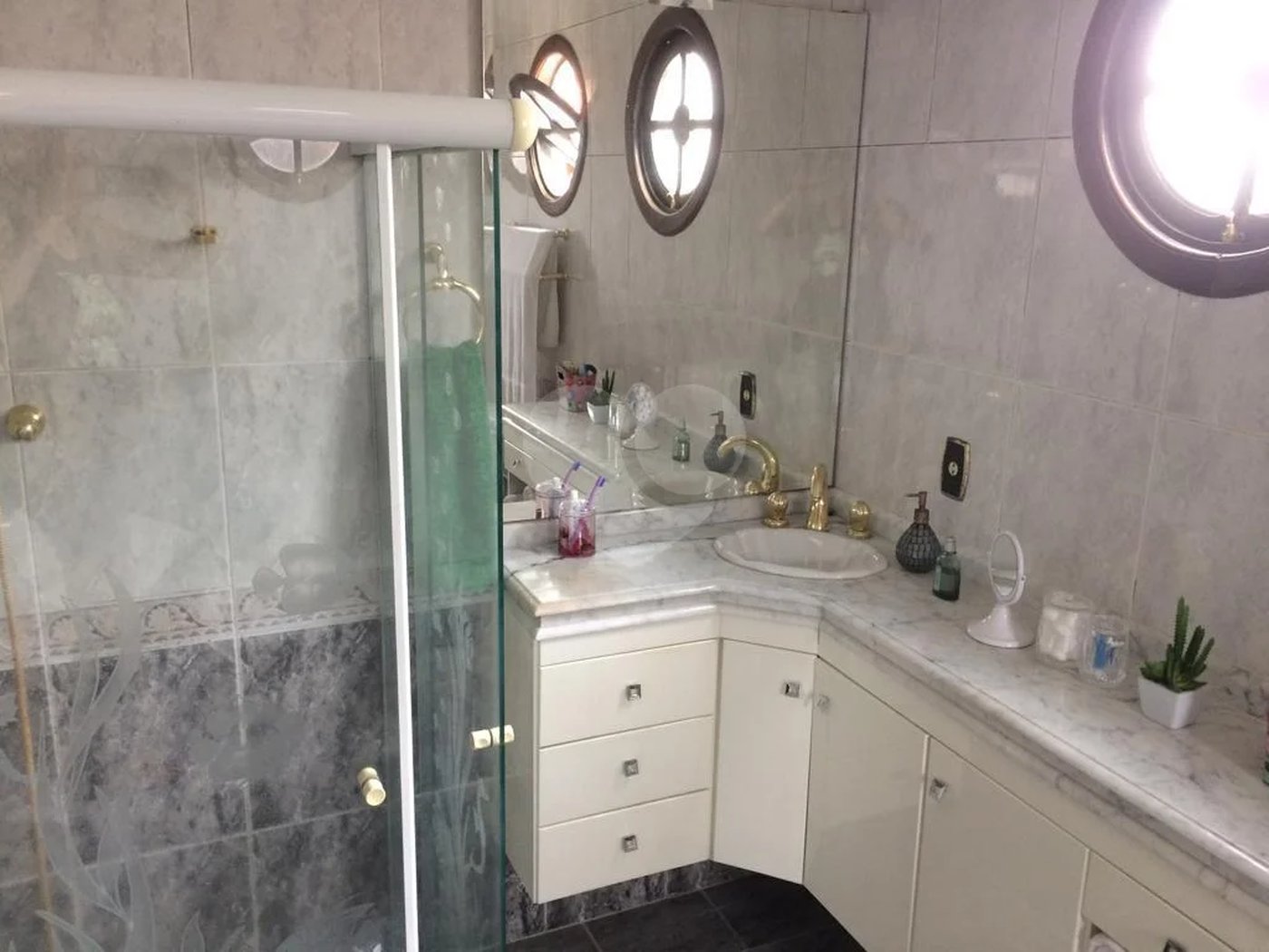 Casa à venda com 3 quartos, sendo 1 suíte, em Vila Nova Cachoeirinha, São Paulo, SP