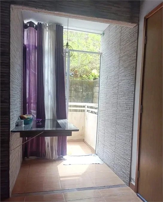 Casa à venda com 2 quartos no condomínio Residencial Parque Real, Cotia - SP