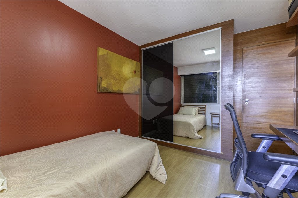 Apartamento à venda com 3 quartos, sendo 1 suíte, em Bela Vista, São Paulo, SP