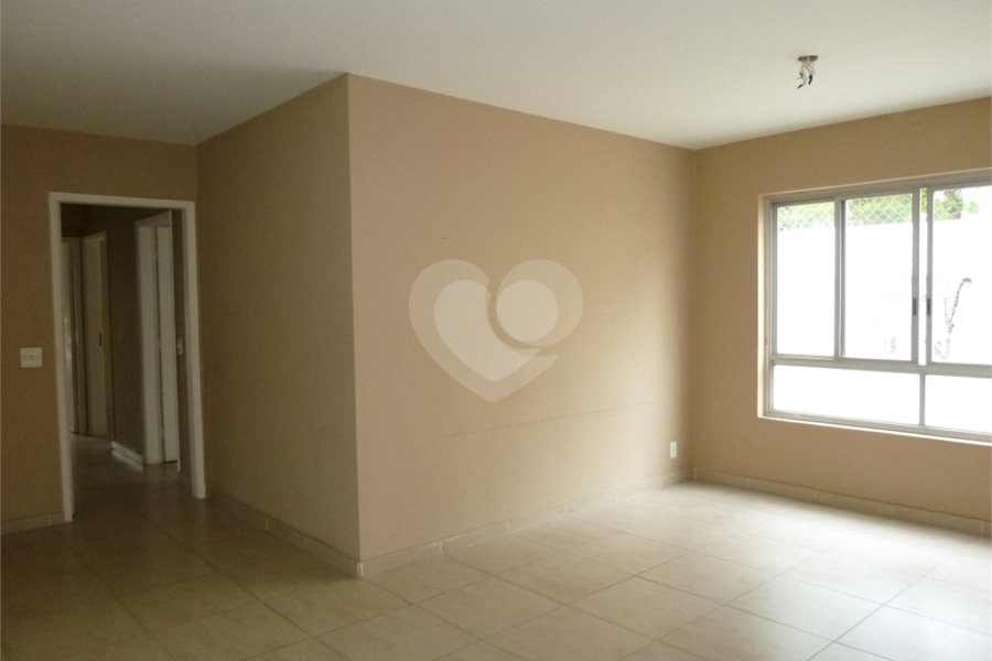 Apartamento à venda com 3 quartos, sendo 1 suíte, em Paraíso, São Paulo, SP
