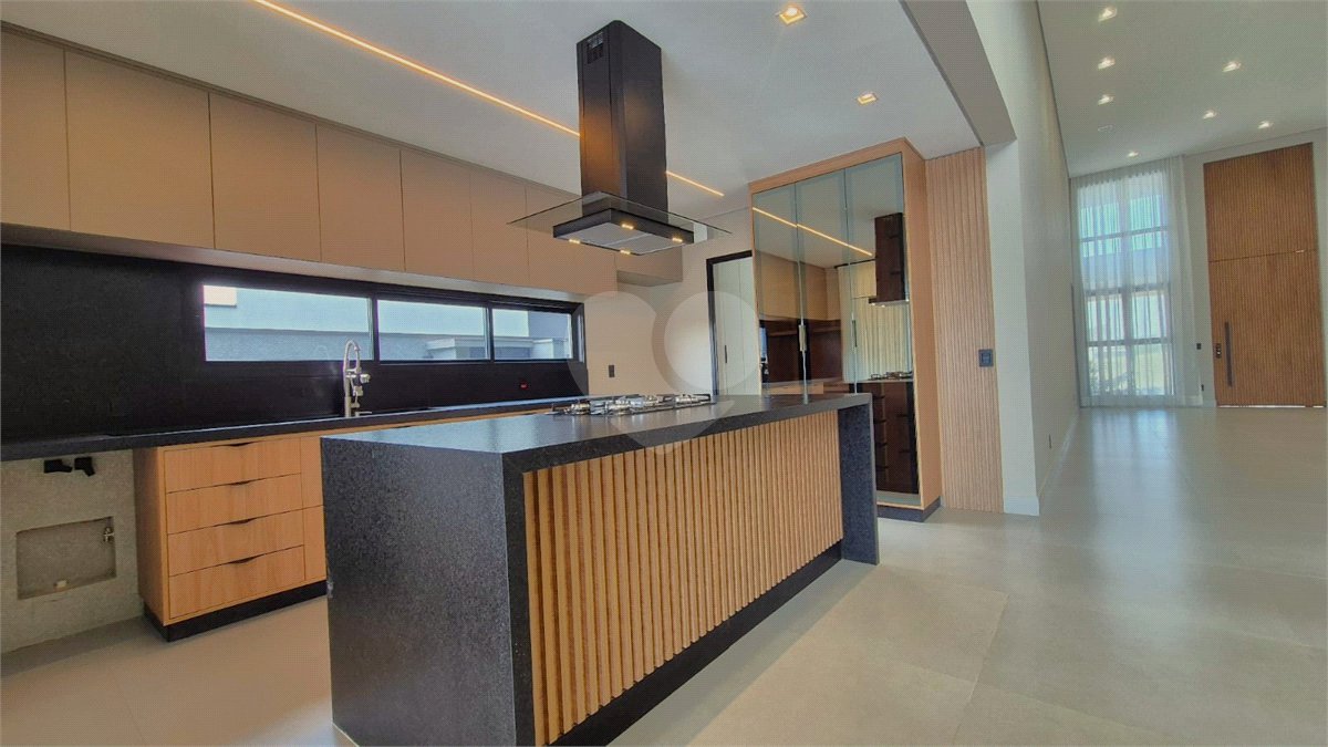 Casa à venda com 4 suítes no condomínio Residencial Saint Patrick, Sorocaba - SP