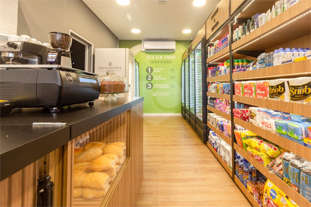 Apartamento à venda com 3 suítes em Parque Reboucas, São Paulo, SP