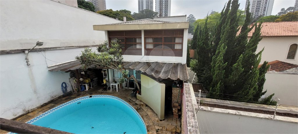 Casa à venda ou para alugar com 3 quartos, sendo 2 suítes, em Alto da Boa Vista, São Paulo, SP