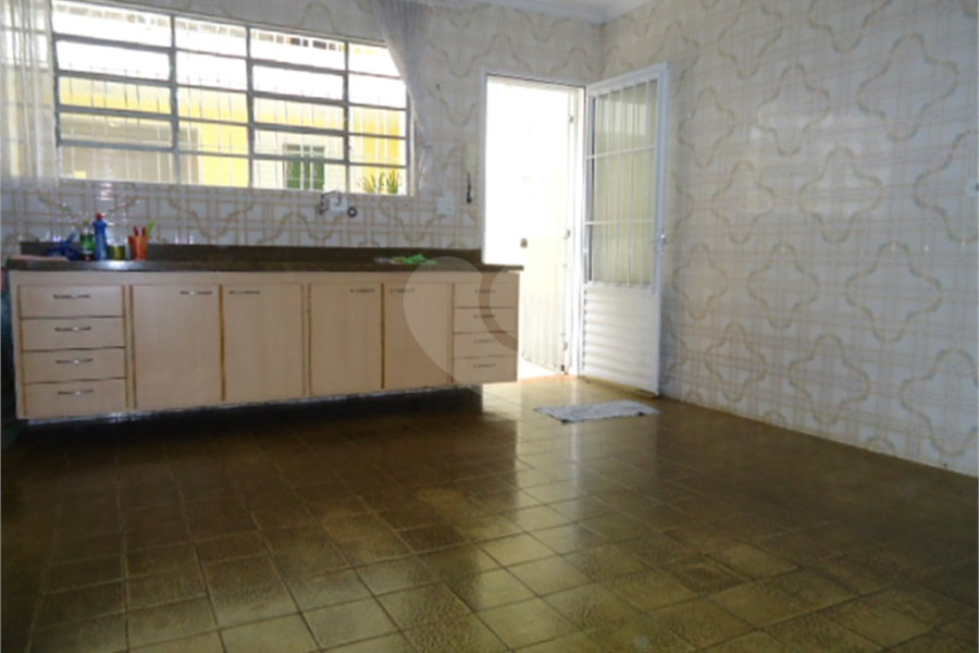 Sobrado à venda com 3 quartos em Jardim Peri, São Paulo, SP