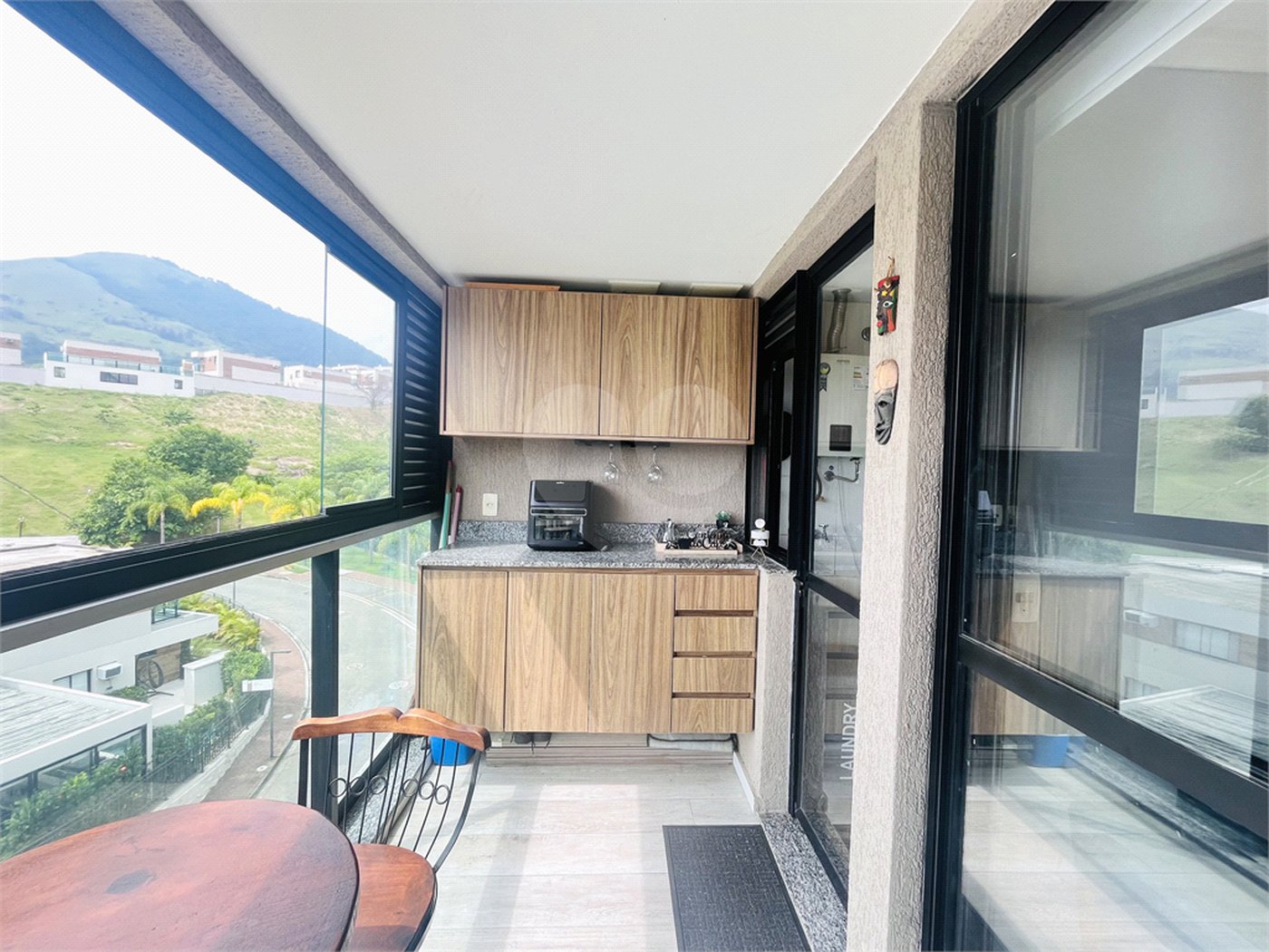 Apartamento à venda com 3 quartos, sendo 1 suíte, em Campo Grande, Rio de Janeiro, RJ