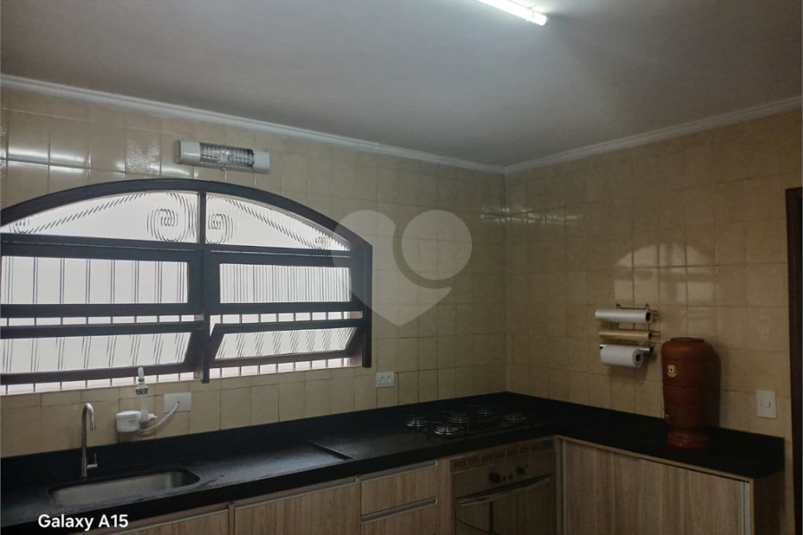 Sobrado à venda com 3 quartos, sendo 1 suíte,  em Tremembé, São Paulo, SP