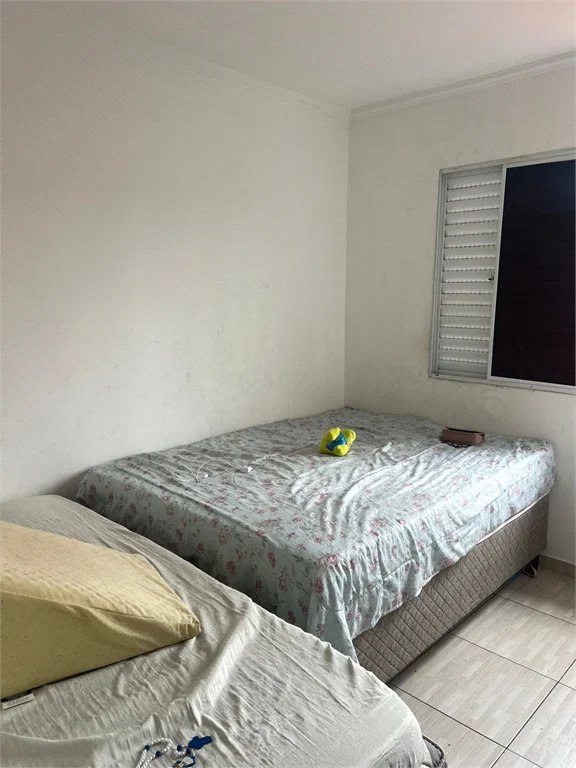 Casa à venda com 2 quartos no condomínio Recanto das Graças, Cotia - SP
