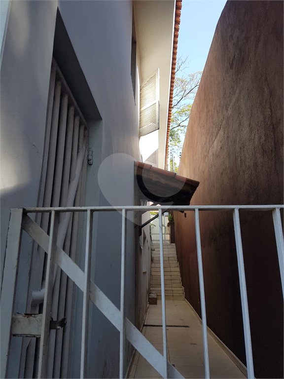 Casa à venda com 4 quartos, sendo 2 suítes, no condomínio Ibiratiba, São Paulo - SP