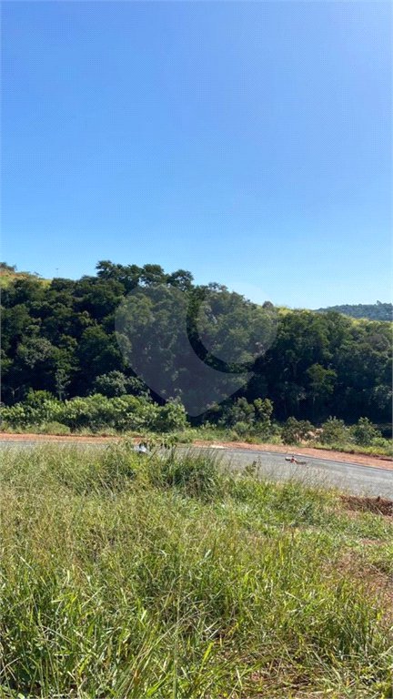 Terreno à venda no condomínio Portal Lamis I, Atibaia - SP