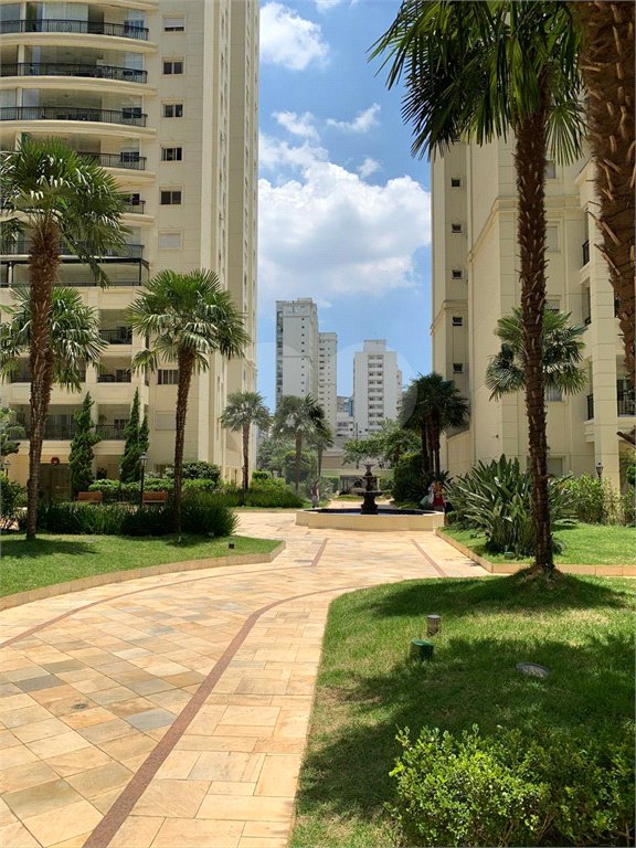 Apartamento à venda com 2 quartos, sendo 1 suíte,  em Indianópolis, São Paulo, SP