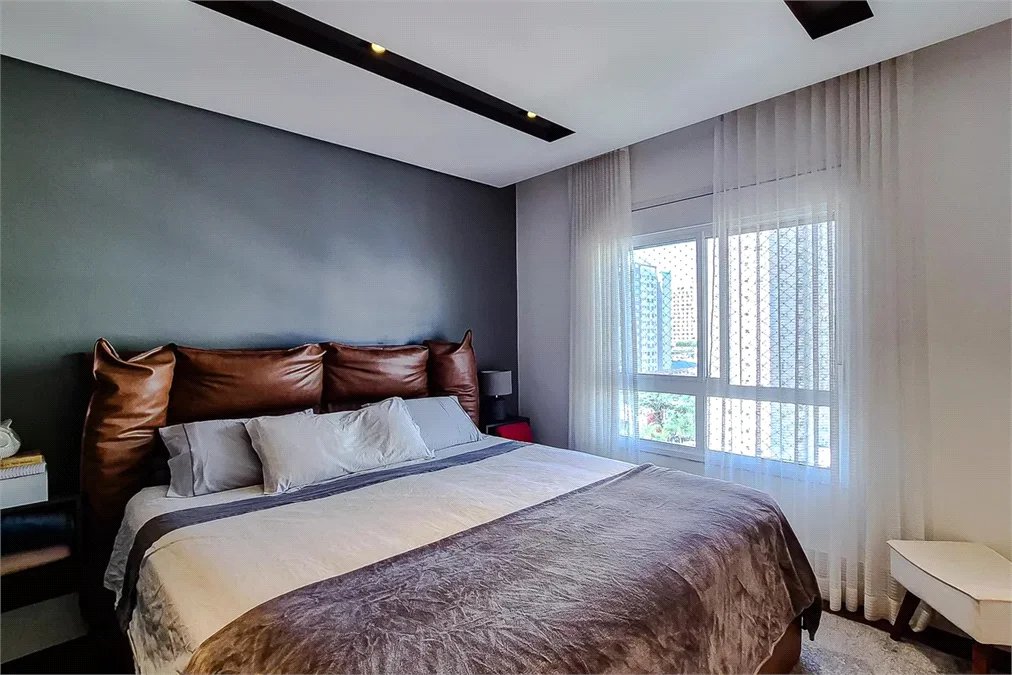 Apartamento à venda com 4 quartos, sendo 3 suítes,  em Vila Romana, São Paulo, SP