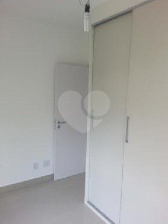 Apartamento à venda com 3 quartos, sendo 1 suíte, em Chácara Pavoeiro, Cotia, SP