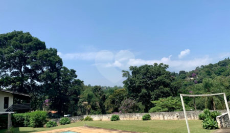 Casa Térrea à venda com 4 quartos, sendo 1 suíte,  em Serra da Cantareira, Mairiporã, SP