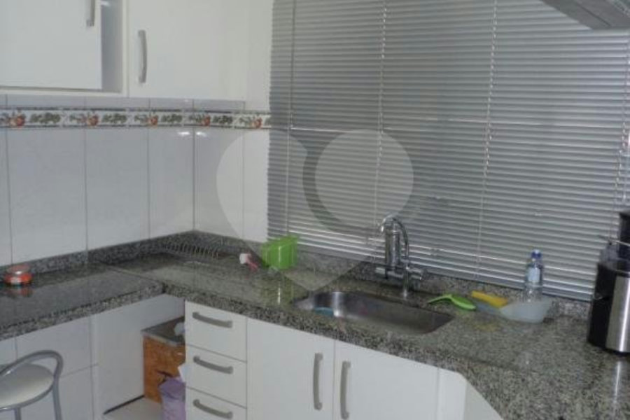 Casa à venda com 2 quartos, sendo 1 suíte, no condomínio Da Chácara, São Paulo - SP