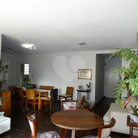 Apartamento à venda com 3 quartos, sendo 1 suíte, em Pinheiros, São Paulo, SP