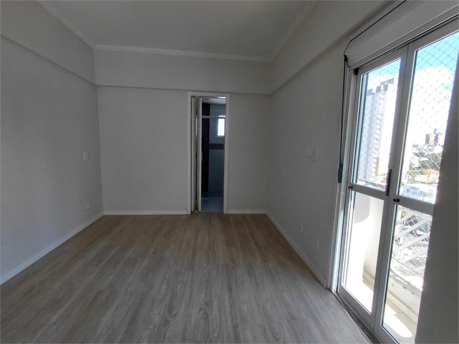 Apartamento à venda com 3 quartos, sendo 1 suíte,  em Vila Romana, São Paulo, SP
