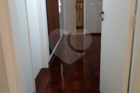 Sobrado à venda ou para alugar com 3 quartos, sendo 1 suíte, no Centro, Salto, SP