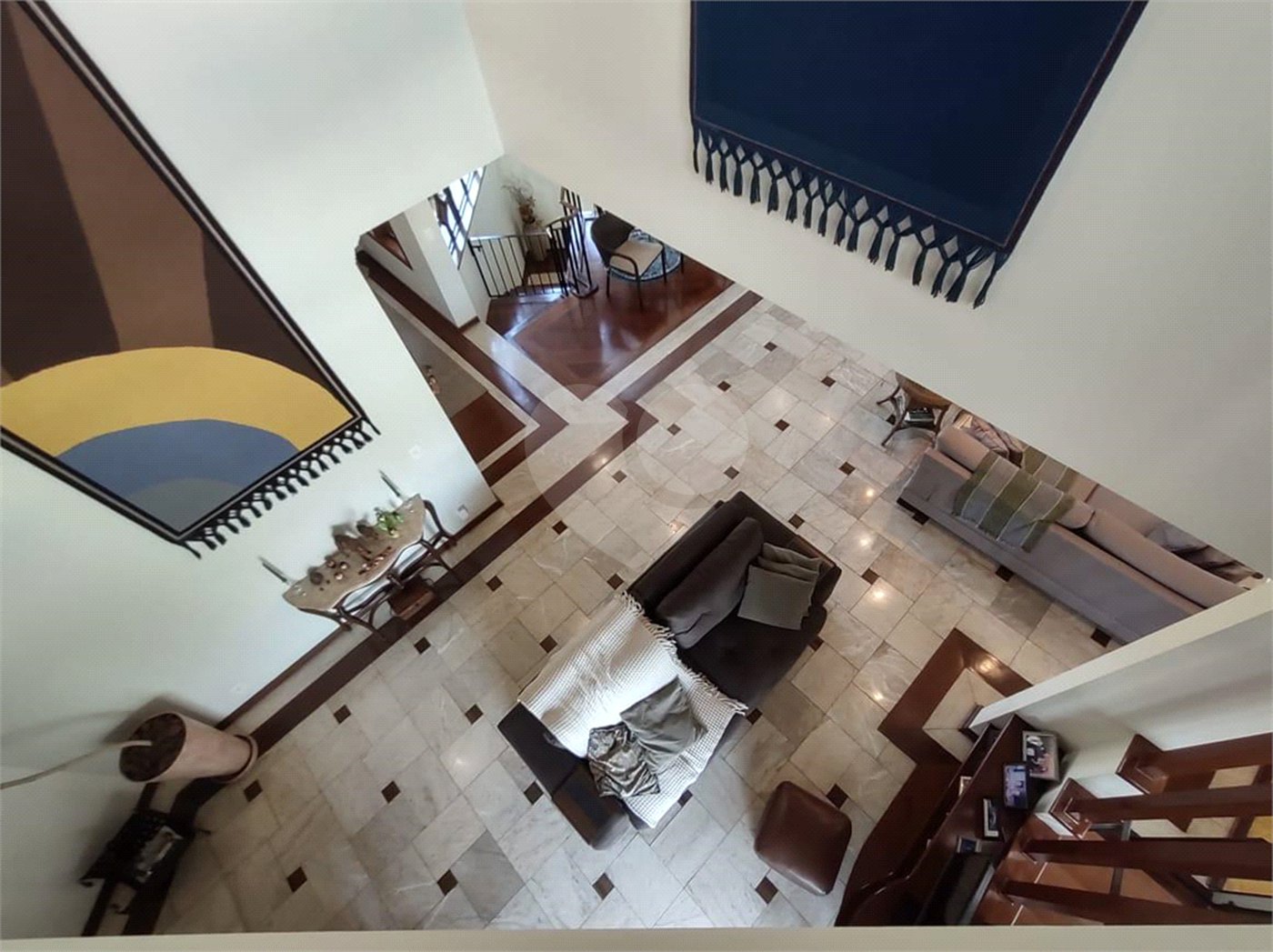 Casa à venda com 5 quartos, sendo 4 suítes, no condomínio Rancho Dirce, Sorocaba - SP