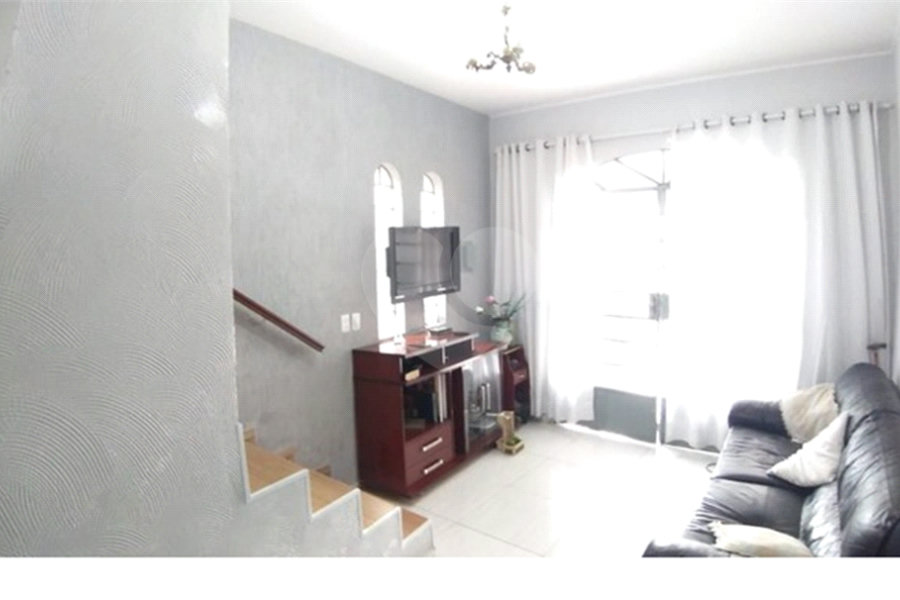 Casa à venda com 3 quartos em Jaraguá, São Paulo, SP
