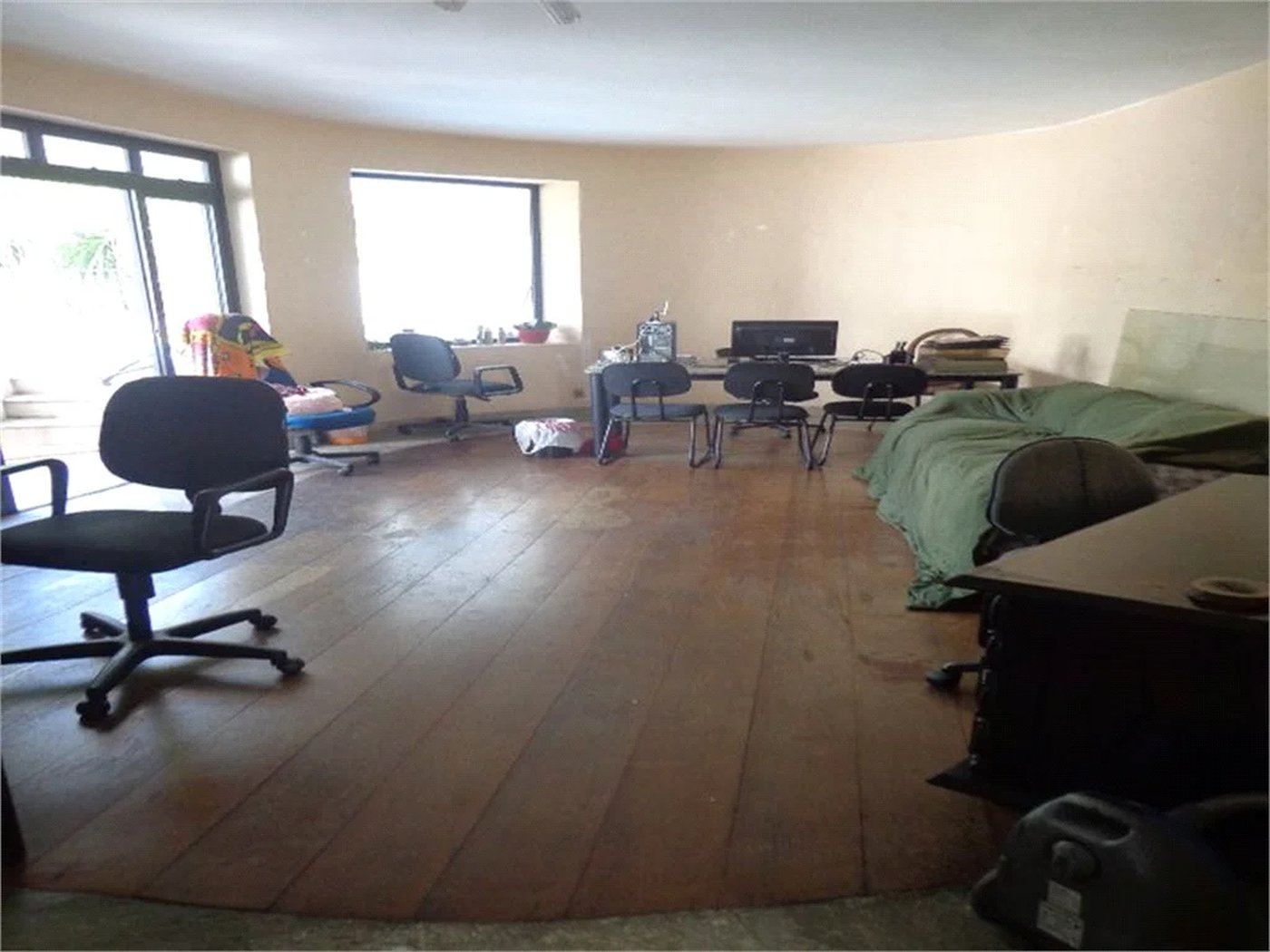 Cobertura à venda ou para alugar com 7 quartos, sendo 2 suítes, em Vila Andrade, São Paulo, SP