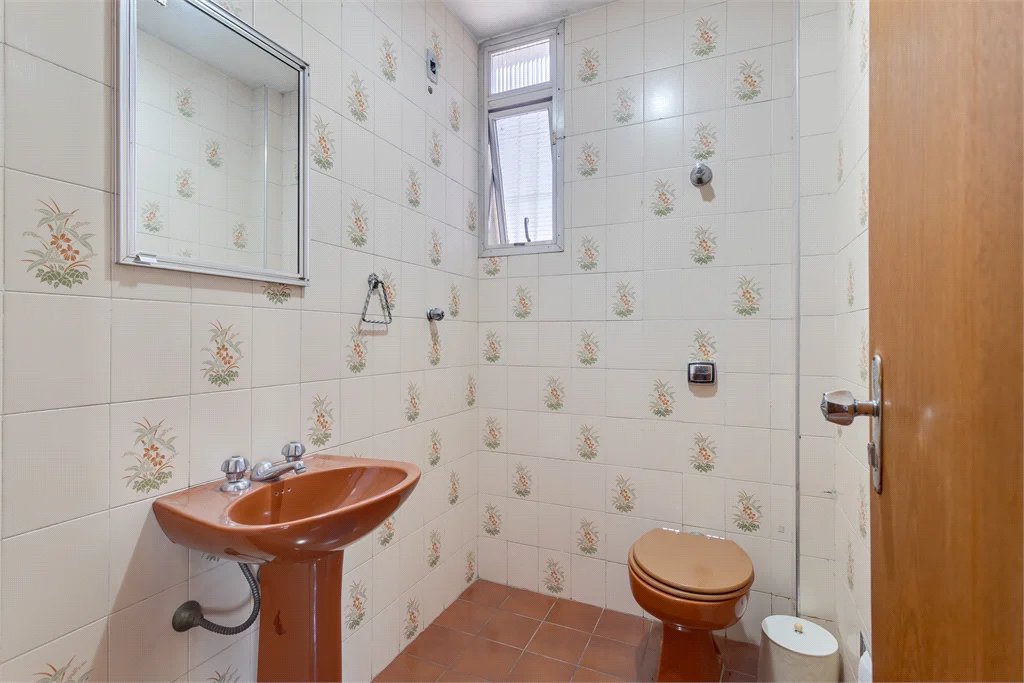 Casa à venda com 3 quartos, sendo 1 suíte, em Brooklin Paulista, São Paulo, SP