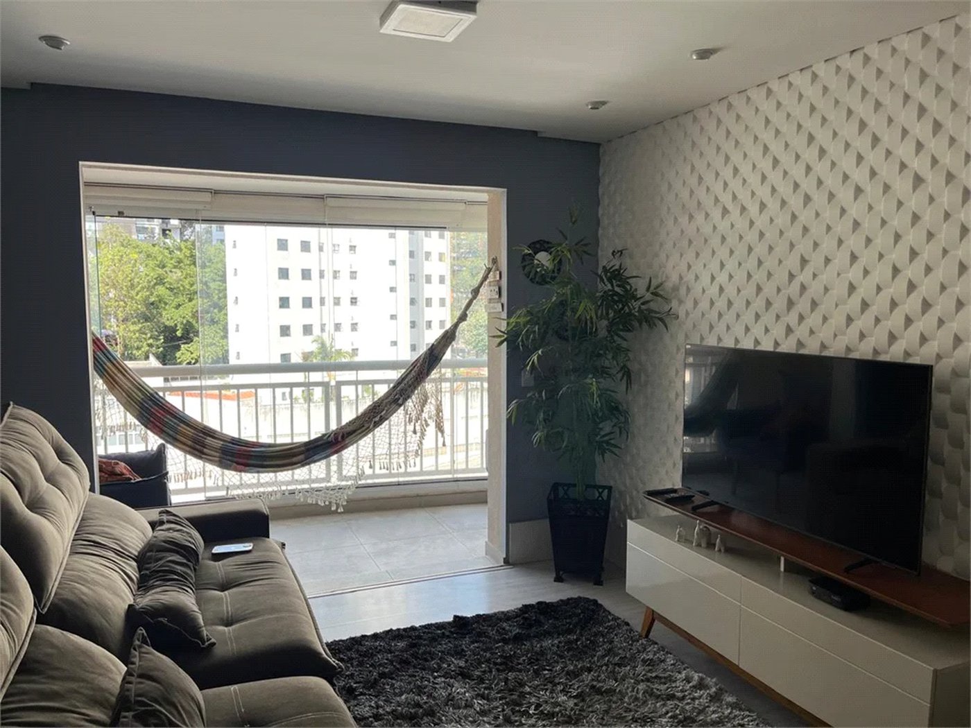 Apartamento à venda com 3 quartos, sendo 1 suíte, em Vila Andrade, São Paulo, SP