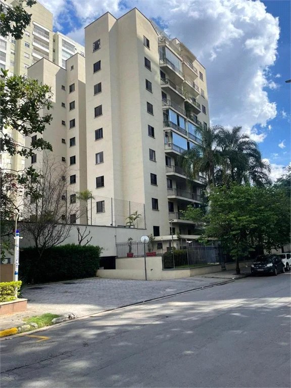Apartamento à venda com 3 quartos, sendo 1 suíte, em Vila Andrade, São Paulo, SP