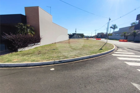 Terreno à venda em Residencial Lago dos Ipês, Itapetininga, SP