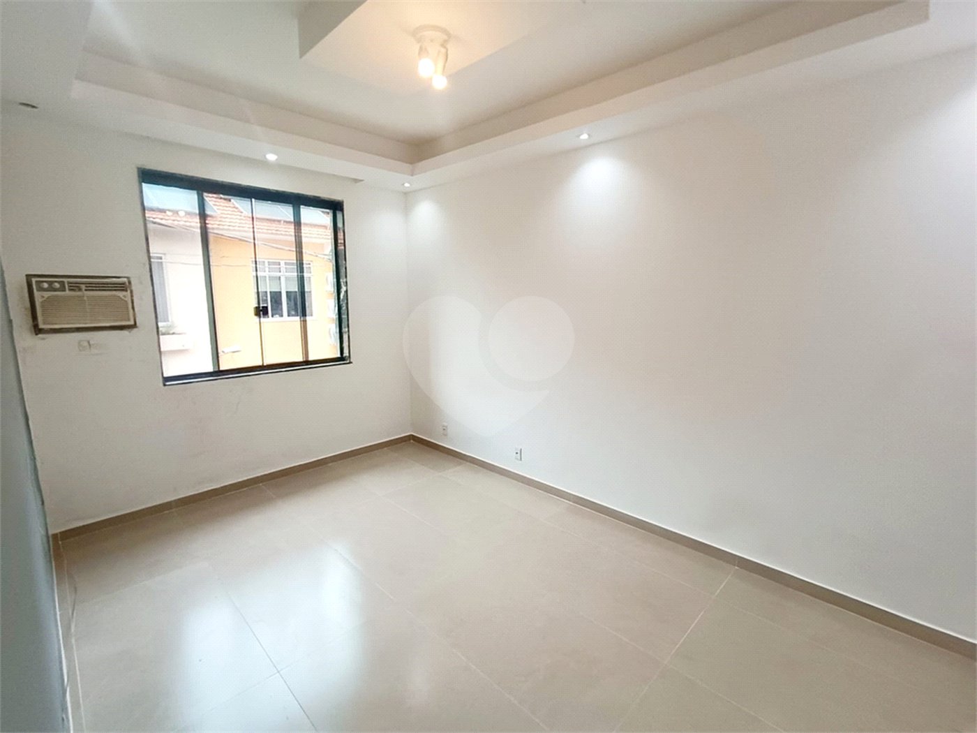 Casa de Vila à venda com 3 quartos, sendo 1 suíte, em Praça da Bandeira, Rio de Janeiro, RJ