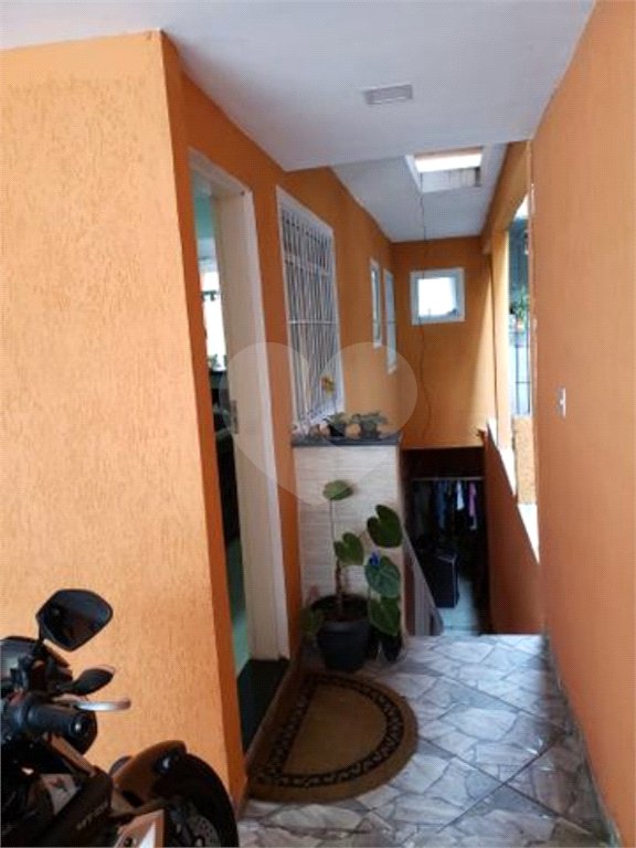 Sobrado à venda com 3 suítes em Jaraguá, São Paulo, SP